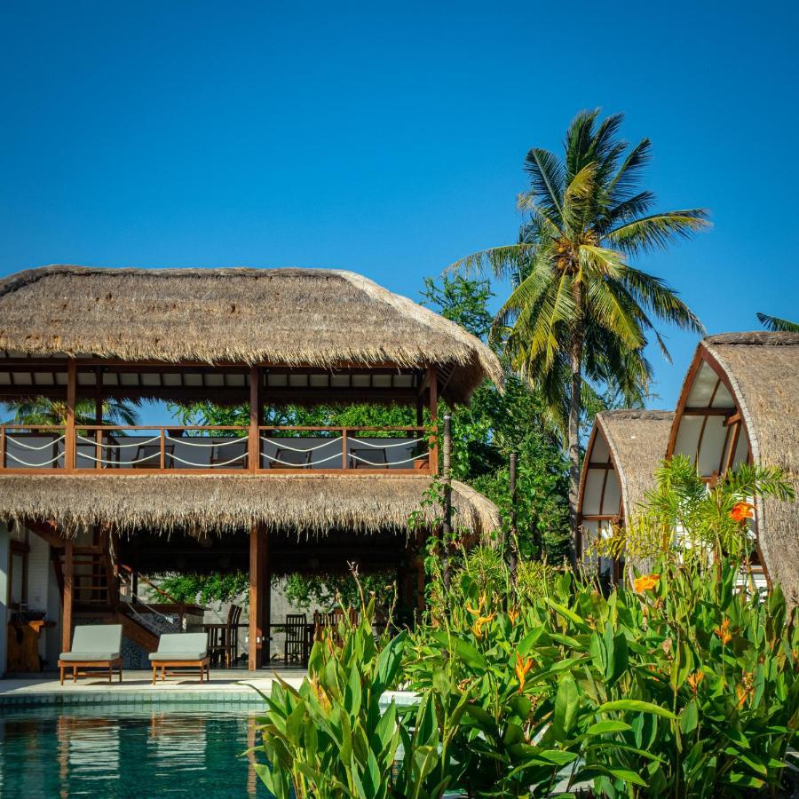 Driftwood Lombok Hotel Selong Belanak Exterior photo